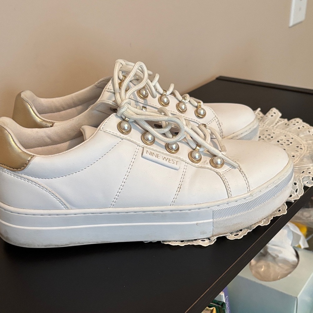 Nine West White Sneakers with Pearl and Gold Details - Picture 2 of 6